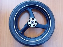 Suzuki GS 500 Első kerék