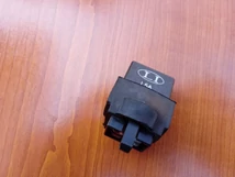 Aprilia Tuono 125 Relé