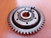 Aprilia Tuono 125 Szabadonfutó