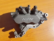 Honda CBR 250 R Első féknyereg Honda CBR 250 R Első féknyereg