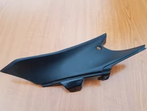 Honda CBR 250 R Jobb oldali tank melletti idom Honda CBR 250 R Jobb oldali tank melletti idom