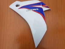 Honda CBR 125 R Bal oldali idom Honda CBR 125 R Bal oldali idom