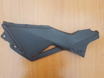 Honda CBR 125 R Jobb oldali ülés alatti idom Honda CBR 125 R Jobb oldali ülés alatti idom