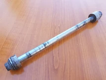 Honda CBR 125 R Hátsó keréktengely