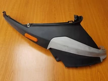 Piaggio NRG 50 MC4 Jobb oldali betétidom 13500