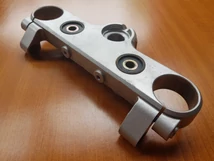 Yamaha MT-03 Felső villakifli