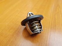 Suzuki GSR 600 Termosztát