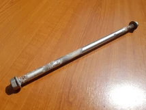 Suzuki DL 650 V-Strom Tengely