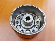 Honda CB 900 F Hornet Lendkerék és szabadonfutó Honda CB 900 F Hornet Lendkerék és szabadonfutó
