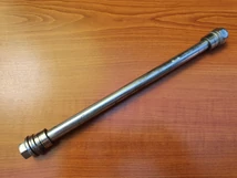 KTM Duke 125 Lengővilla tengely KTM Duke 125 Lengővilla tengely