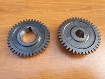 KTM Duke 125 Excenter tengely meghajtó fogaskerék pár KTM Duke 125 Excenter tengely meghajtó fogaskerék pár