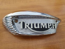 Triumph Bonneville Bal oldali tanktísz és logó Triumph Bonneville Bal oldali tanktísz és logó