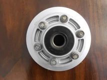 Suzuki RF 900 Hátsó lánckerékagy