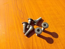 KTM Duke 125 Hátsó féktárcsa csavarok KTM Duke 125 Hátsó féktárcsa csavarok