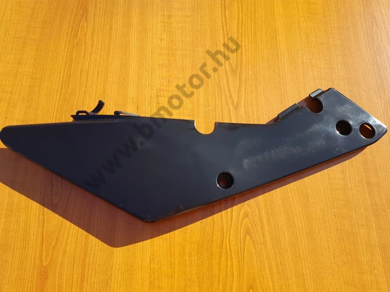 Aprilia RXV, SXV 450 550 Jobb oldali ülés alatti idom