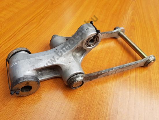Suzuki GSR 600 Központi teleszkóp himba