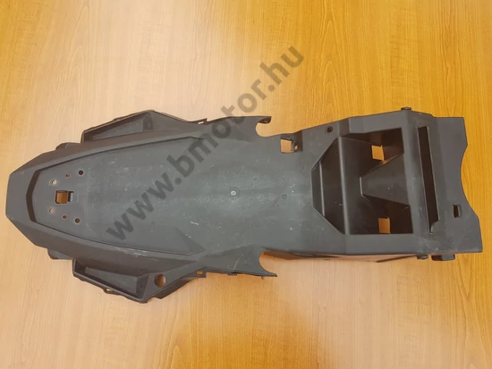 Kawasaki Ninja 300 Hátsó kerék feletti műanyag