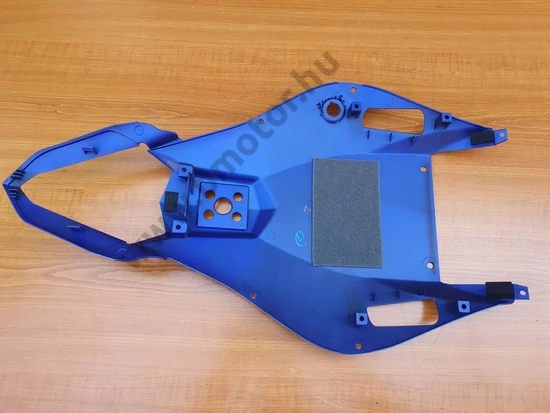Yamaha YZF-R6 Hátsó kerék feletti idom - új