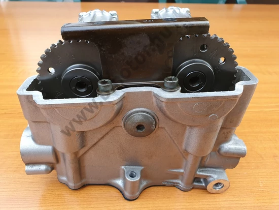Suzuki SV 650 Hengerfej - hátsó